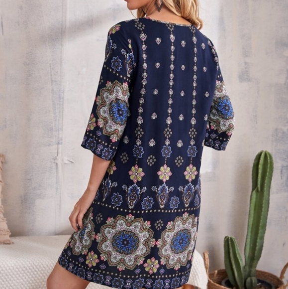 NEW Bohemian Shift Dress Mandala Print Tassel Tie 3/4 Sleeve Emery Rose Navy Lrg - Picture 3 of 5